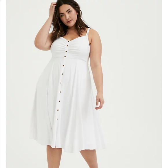 TORRID White stretch woven button midi dress. Size 2. - Picture 8 of 14